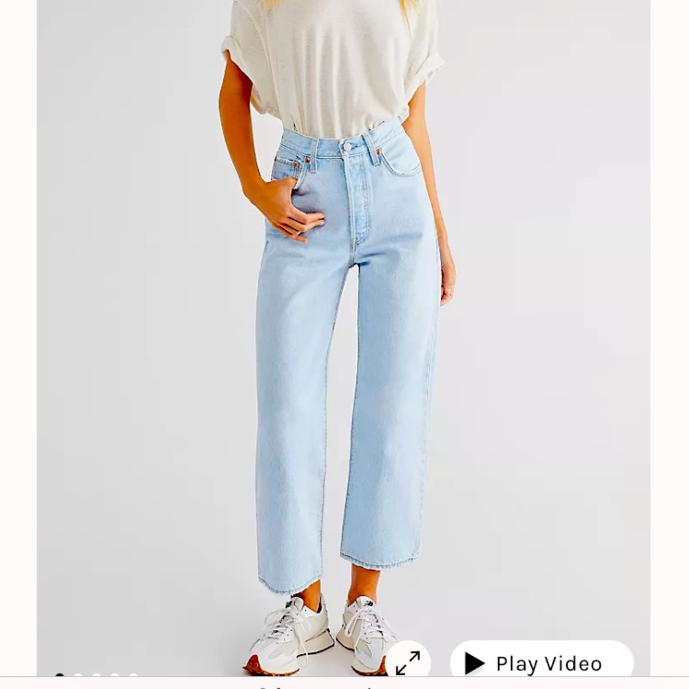 Levi’s Ribcage Straight size 27